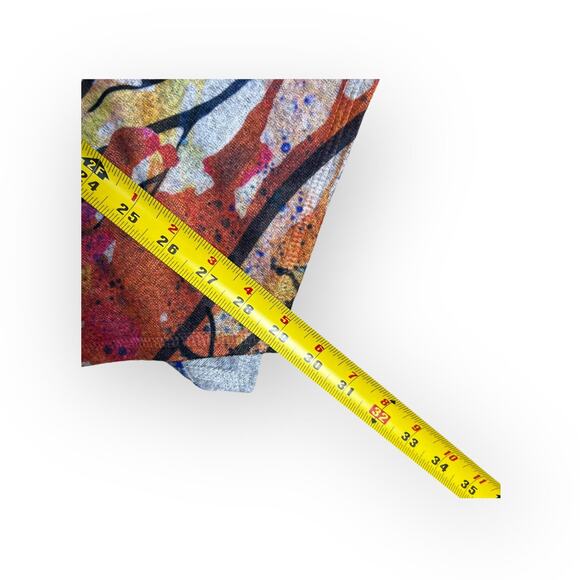 Et Lois Asymetrical Print V Neck Women's Sweater - Picture 7 of 8